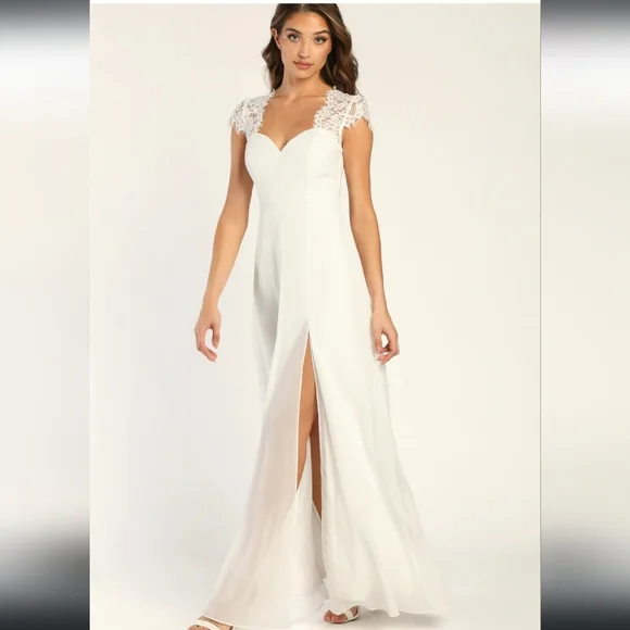 New, Momentous Moments White Lace Backless Maxi Dress🤍 - Picture 4 of 5